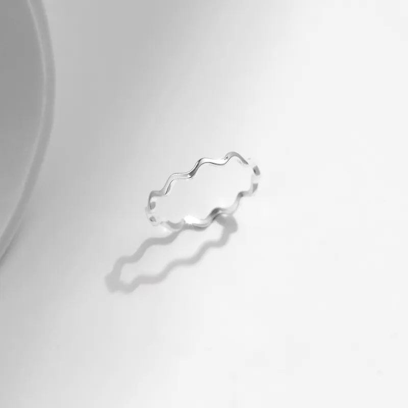 Caspia wave ring